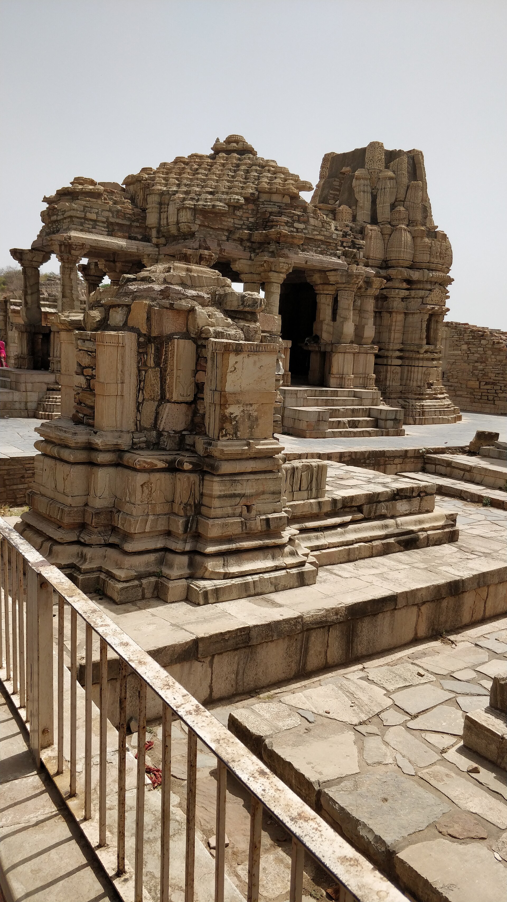 Chittorgarh Fort Visit Guide (History on a Grand Scale)